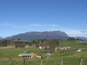 sheffield tasmania murals: things to do in north west Tasmania - mount roland
