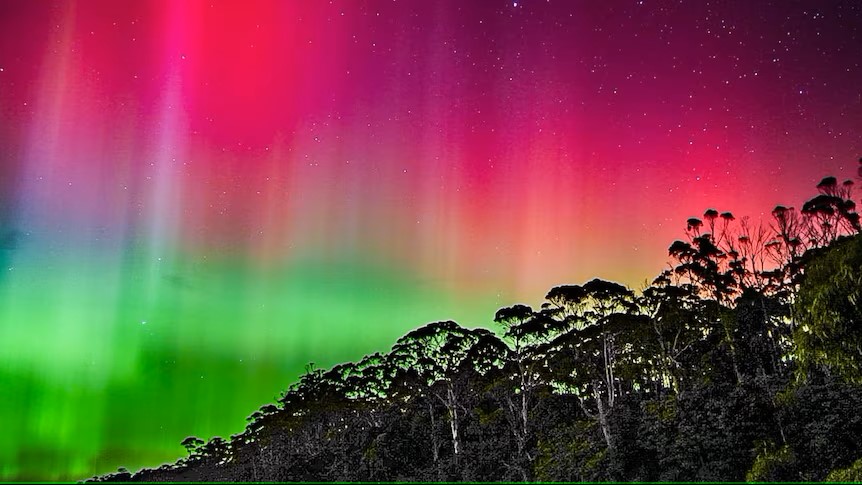 aurora australis tasmania